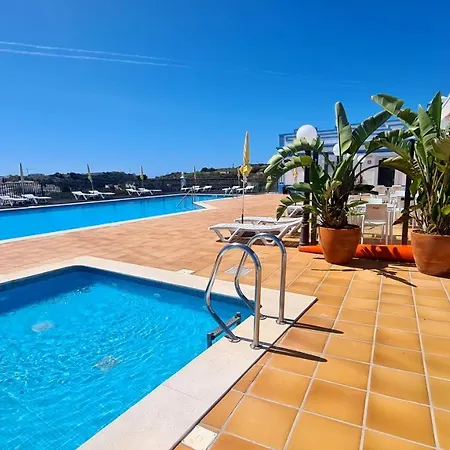 And Blue View 公寓