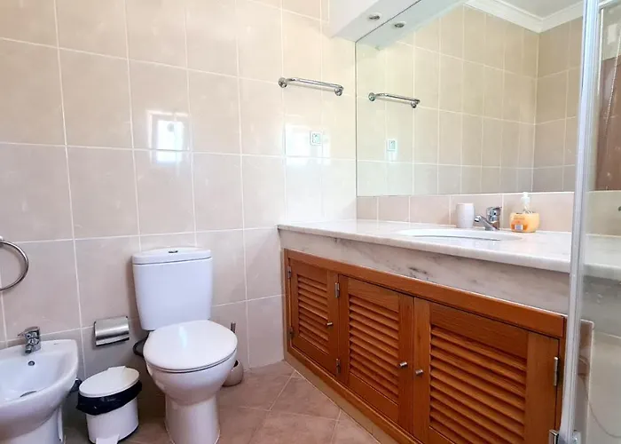 And Blue View アパート *