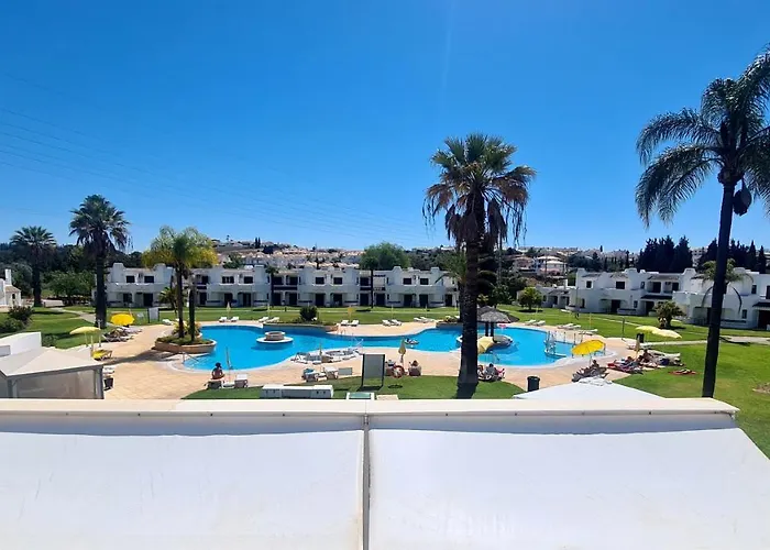 And Blue View アルブフェイラ