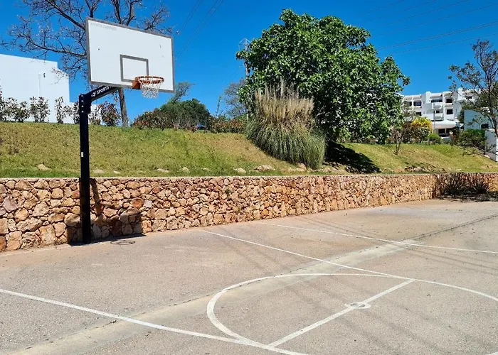 And Blue View アルブフェイラ