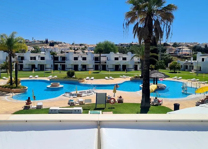 アパート And Blue View アルブフェイラ