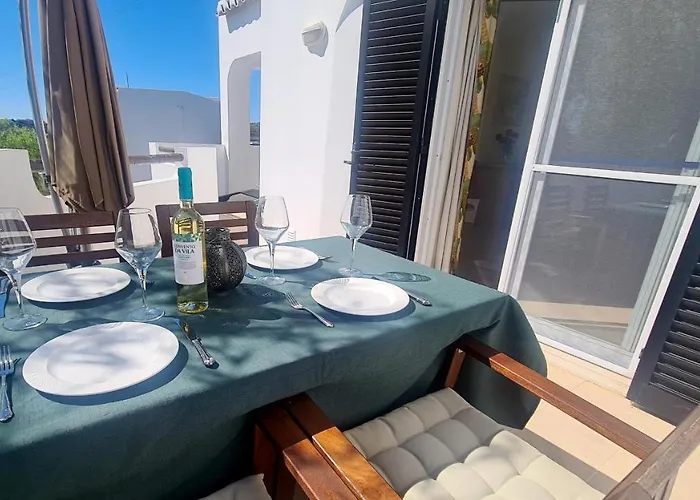 And Blue View アルブフェイラ