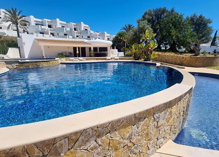 アパート And Blue View