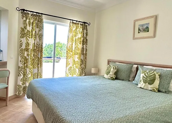 アパート And Blue View アルブフェイラ