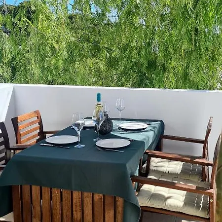 And Blue View شقة